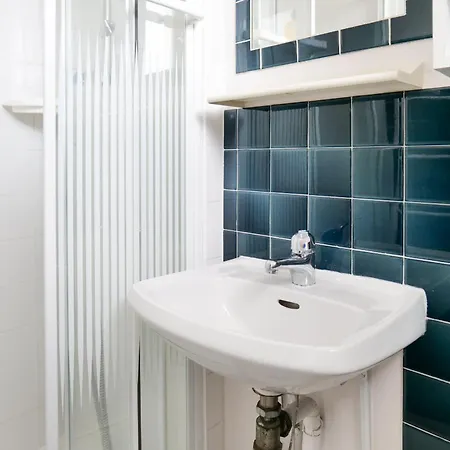 Maison De Quartier Arago - 8 Personnes *