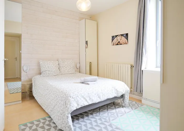 בית נופש Maison De Quartier Arago - 8 Personnes