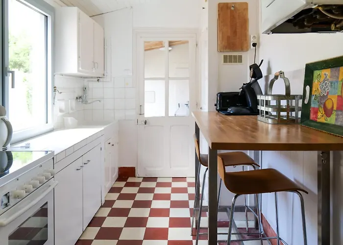 Maison De Quartier Arago - 8 Personnes *